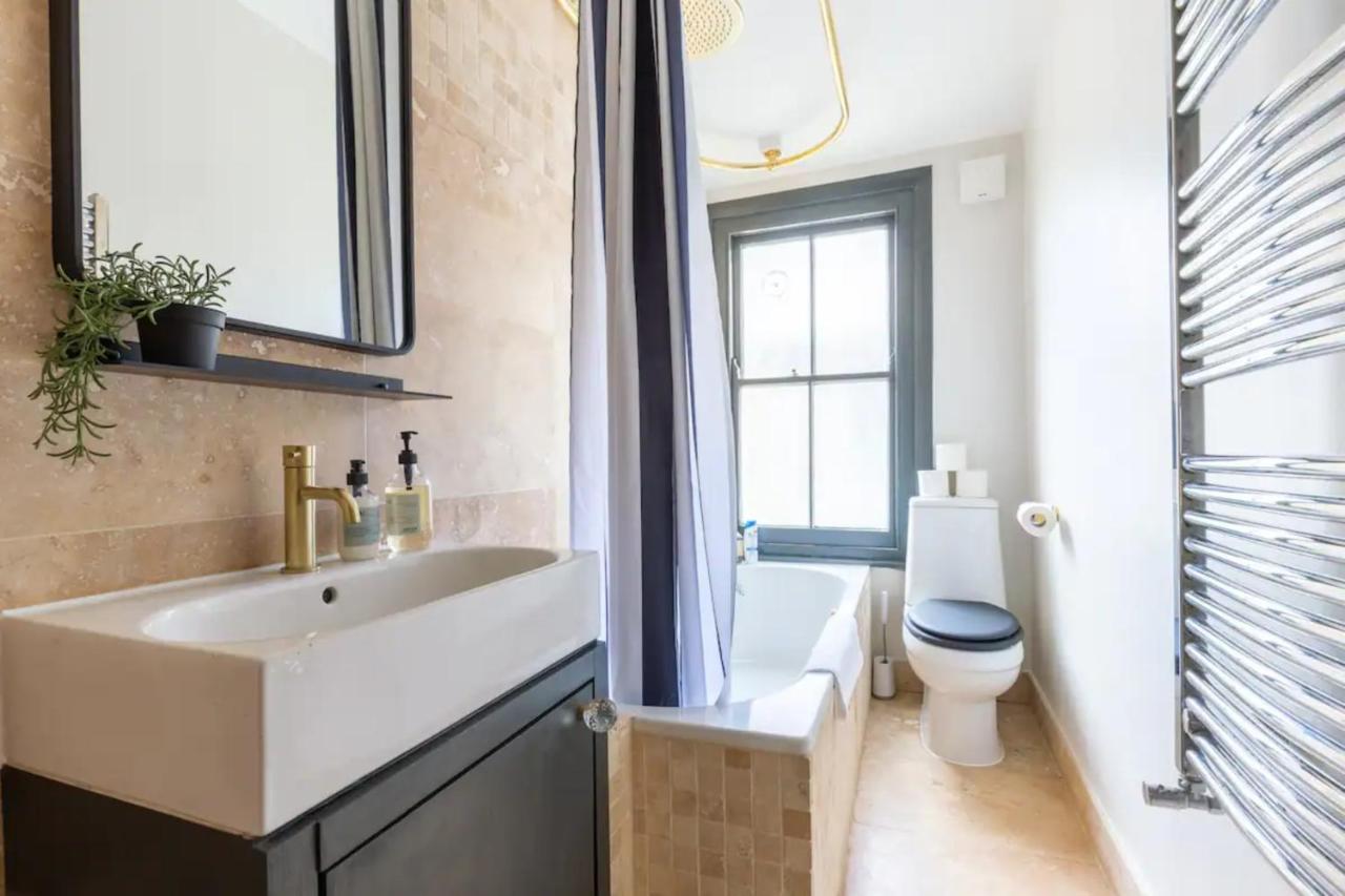 Luxuriously Designed 3 Bedroom Apartment In Clapham 伦敦 外观 照片